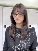 夏オススメ！ハイトーングレージュ×レイヤーカット！