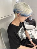 ホワイトカラーに裾ブルー　デザインカラー