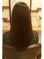スローネ(THRONE)&nbsp;髪質改善酸性ストレートで艶髪／20代30代40代／新宿