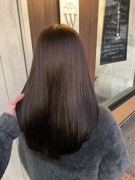 暗め艶感カラー