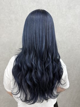 アン ブリーチ 大宮駅東口店(UN BLEACH) ブリーチ１回ネイビーブルーカラー♪