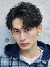 メンズフィール 心斎橋(MEN'S FEEL)&nbsp;MEN’S HAIR/波巻きツイストスパイラル/リバースセンターパート