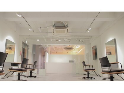 レフ(LEF)の写真