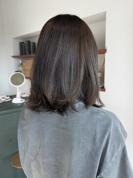 コノユイット(cono huit) くびれヘア×グレージュ