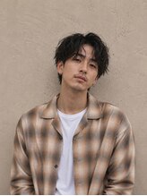 《*ツイストスパイラルパーマ*》ラフなのに圧倒的存在感！エッジをきかせて色気をプラス[江坂/吹田/パーマ]
