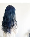 ブルー