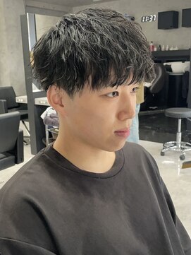 シャイン 大宮(SHINE) メンズカット/パーマ/ヘッドスパ/ブリーチ/眉毛/韓国/大宮/Men's
