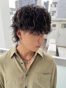 ラヴィズム 名駅店(LUVISM) メンズウルフツイストスパイラルパーマメッシュ波巻きパーマ