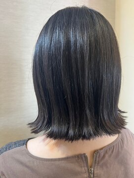 エムウィッシュ(M Wish) 黒髪ボブ/外ハネボブ/くびれヘア/ぱつっとボブ/切りっぱなしボブ