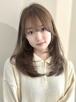 ユニコ(unico)&nbsp;韓国風/レイヤー/小顔/前髪カット/髪質改善/グレージュ/透明感