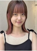 インナーカラーピンク×ミディアムボブ