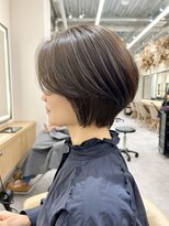 ロンドプロフィール 浦和(Lond profil) 大人可愛い20代30代40代黒髪前下がりショートボブ丸みショート◎