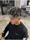 スキンフェードホワイトメッシュケアブリーチダブルカラー