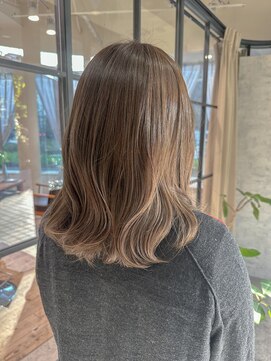 リュミエ ドゥ マッシュ(Lumier de mashu) 透明感ミルクティーカラー