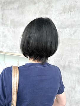 サロン(CI'SALON) 丸みショート×カーキ