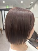 切りっぱなしボブスタイル