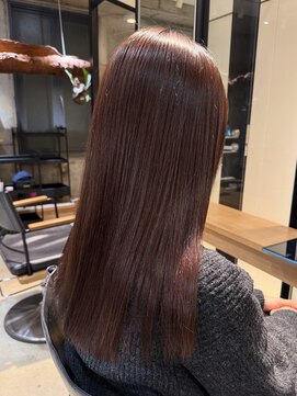 ニーイチイチ(211) ダークブラウン/黒髪