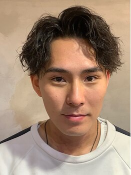 ラネージュプラス(La+Neige)の写真/【メンズ専門店/平日19時30分まで営業】ファッション感覚!カットだけで髪に動きのあるヘアスタイルをご提案