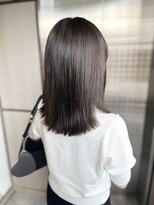 マウ(mau)&nbsp;暗髪透明感カラー　まとまるミディアム　ロブ