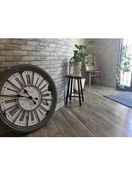 本当に寛いで欲しいからこそ、あえて一人だけ迎えるサロン《Noah's Ark》。リラックスできるBGMが◎