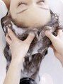 フレイムスヘアデザイン(FRAMES hair design)&nbsp;頭皮環境を整え、リフトアップ効果のあるエイジングヘッドスパ。