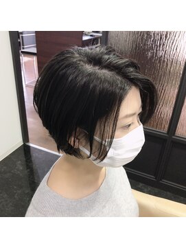 コルト(COLT) 丸みショート×ブルーブラック