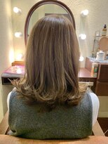 エルサフィロ ヨドヤバシ(el zafiro yodoyabashi) リアルお客様スタイル 外ハネボブ アッシュオリーブ/30代