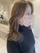 マージュ ギンザ(marju GINZA) 細くたっぷりと、自然な白髪ぼかしハイライト