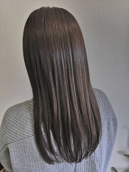 アモンド(Amonde)の写真/【Aujua取扱店】一人一人にあわせた組み合わせで理想の髪質を作り出します☆カラー持ちUP効果も嬉しい！