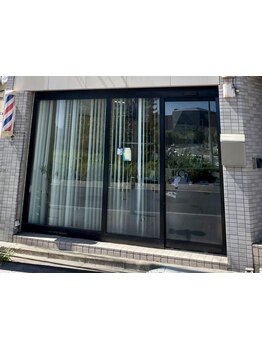 銀座の有名理容室で培った技術力とセンス。あなたに似合うスタイルをご提案◎