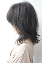 ミルク 希望ヶ丘(milk)&nbsp;レイヤーカット/暗髪カラー/ミディアムウルフ