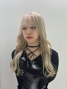 ノラ シンディ(NORA CYNDY) デザインカラーシャドウルーツカラー裾カラーレイヤーカット