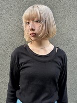 メイカ(MEIKA) 【顔周りレイヤーブロンドボブ】河野祐花