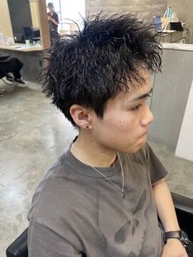 ニアウ 伊勢崎連取店(Niau) メンズスパイキーショートツイストパーマメンズパーマ