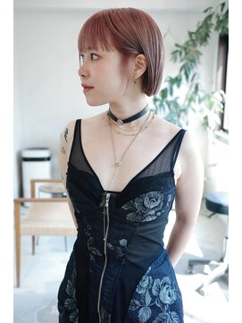 フェイヴィーズ(FavyS) ファッションに似合わせたミニボブ