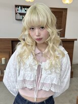リヴ オオサカ(LIV OSAKA) ホワイトブロンド/抜きっぱなしブロンド/大阪梅田/ケアブリーチ