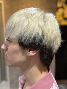 メグロバーバーショップロッポンギ 目黒六(MEGURO BARBER SHOP 6PPONGI) メンズアンブレラカラー