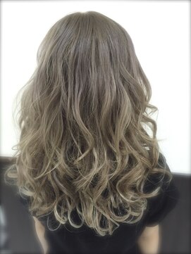 アーフィー 千葉(Arphy) ミルキーアッシュベージュ