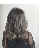 モアナ バイ ヘッドライト 駒沢大学店(Moana by HEADLIGHT)&nbsp;初回ブリーチカラー7500円☆Moana