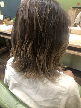 ミュー(m) バレイヤージュ