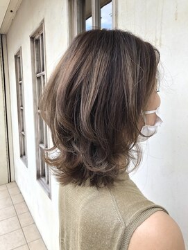 エイミーバイアフロート(amie  by afloat) ２０代３０代４０代５０代/レイヤー/ハイライト