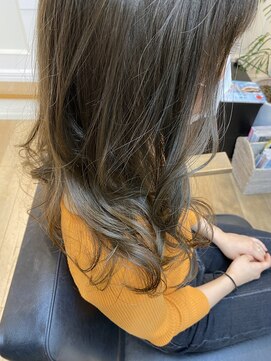 オーシャン(Ocean) ［OCEAN Hair&Life 水田成美］大人気☆オリーブグレージュ