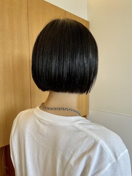 ヘアーウニール(Hair Unir) オリエンタルブラックボブ