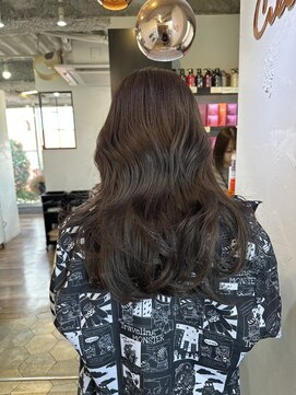 アリスバイアフロート 自由が丘(ALICe by AFLOAT) レイヤーカット　グレージュカラー