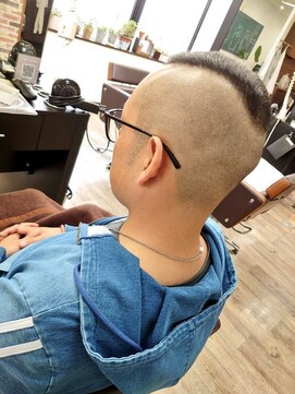 サロンドリアン(Salon de Lien) ~Lien渡邊~フェードカット(震災刈り)