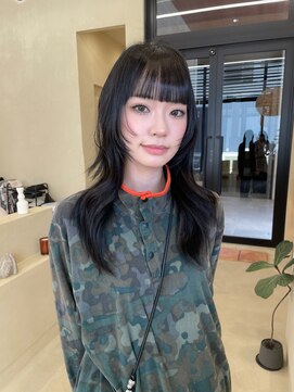 スニュウ(snuw) 【snuw mina】レイヤーカット/ハッシュカット/透明感カラー/伏見