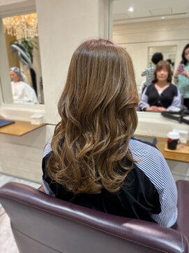 松本平太郎美容室 銀座パートツー(PART2) セミロングレイヤー