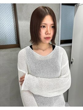 スウィープ(sweep) 顔周りレイヤー×オリーブベージュ