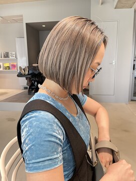 アイデンアンドティティ(IDEN AND TITY) 〈kando hair〉グレー/グレージュ/ベージュ/ハイトーン/ボブ