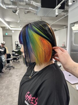 モニカ 原宿店(MONIQA) 虹色ボブ